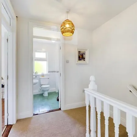 Fantastic Location House Close To The